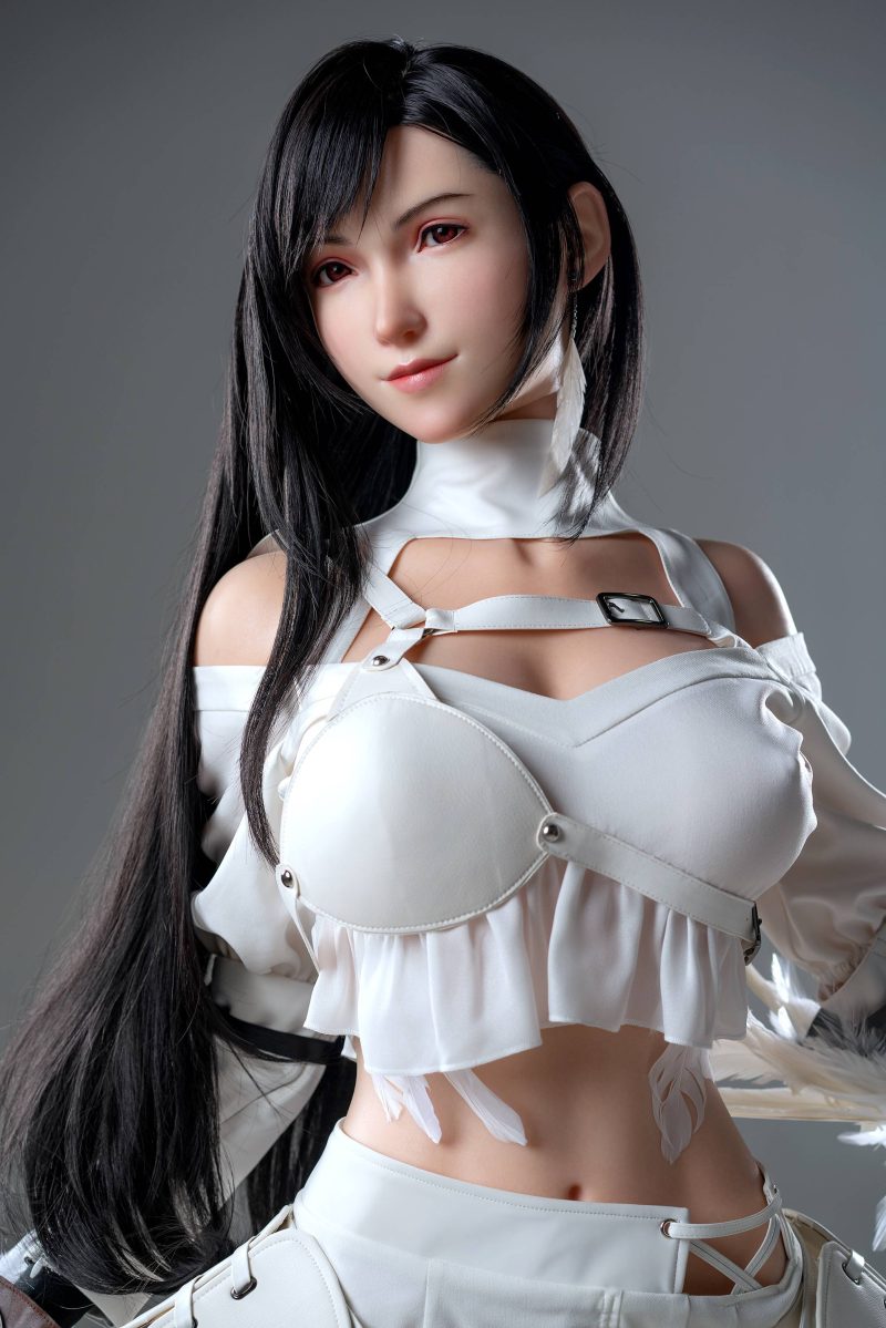 game lady tifa smile 10