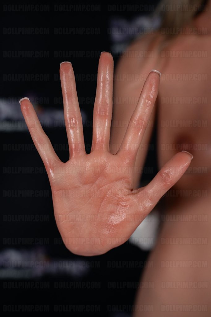 Top-CYDOLL 172A silicone doll hand detail